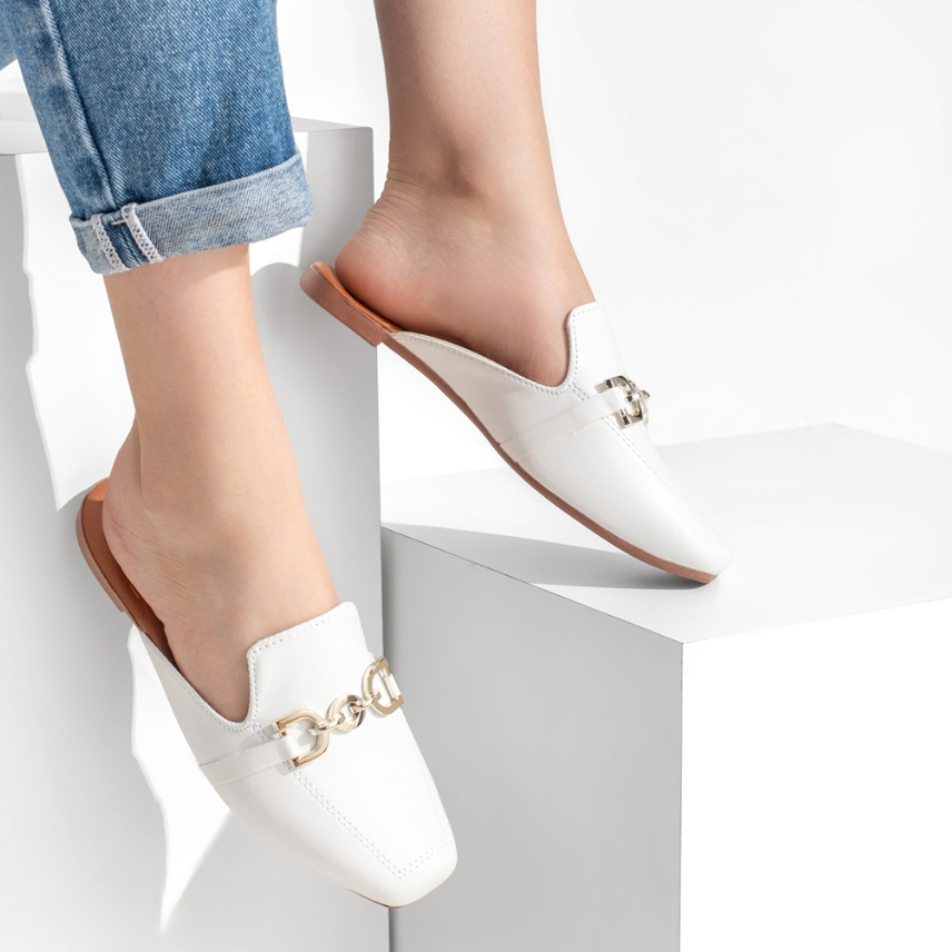 Mule Feminino Bico Quadrado Sapatilha Sapato Detalhe em Abs Muller Confortável Elegante