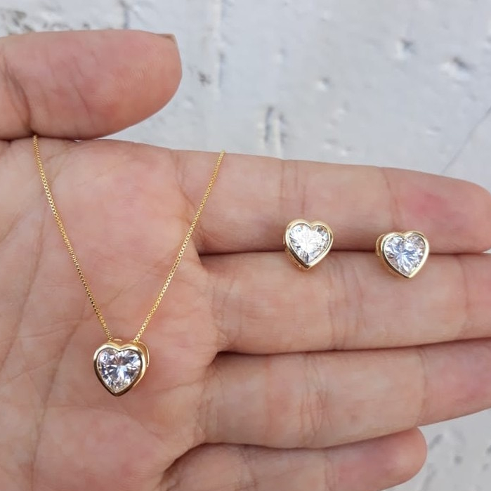 Conjunto Colar e Brinco Prata 925 e Banhado a Ouro 18k - Ponto de Luz e Coração