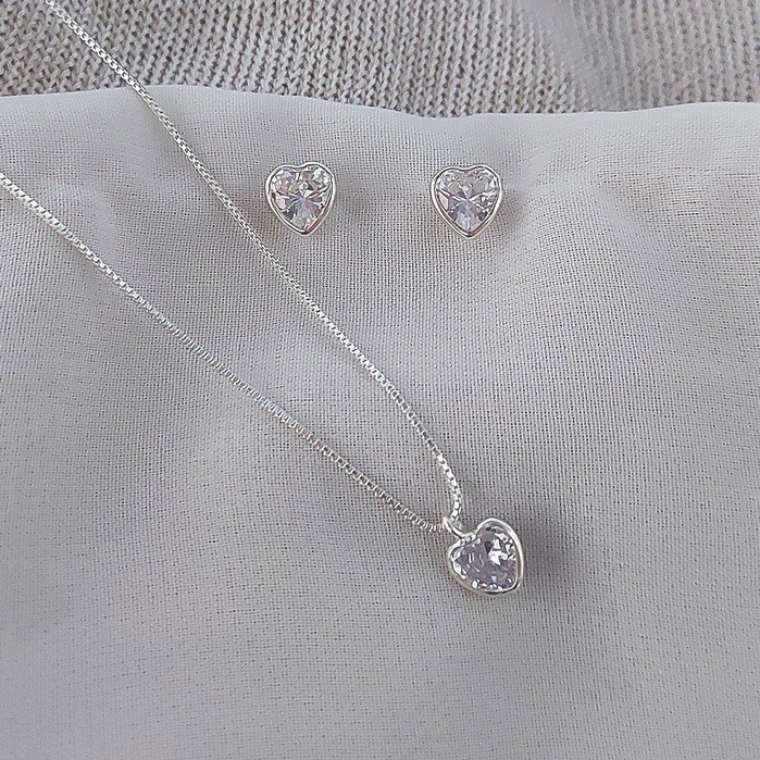 Conjunto Colar e Brinco Banhado Prata 925 a ouro 18k Ponto de Luz coração