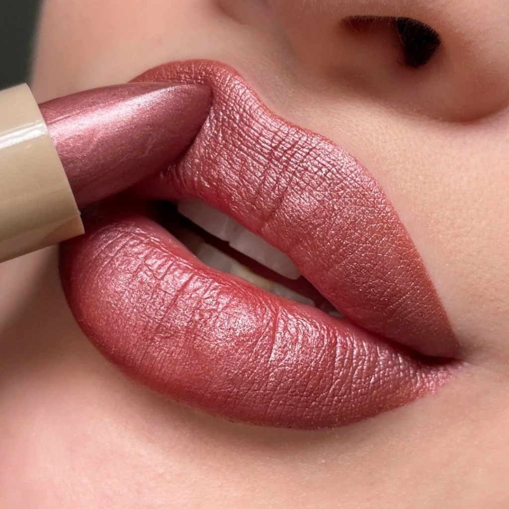 Batom Bala Bastão Dia a Dia Mahav – Cremoso e Cintilante