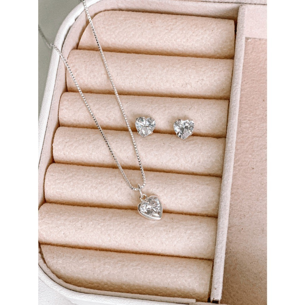 Conjunto Colar e Brinco Prata 925 e Banhado a Ouro 18k - Ponto de Luz e Coração